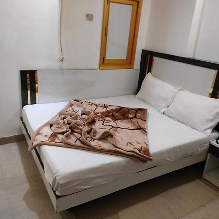 Hotel Geetanjali Inn Neu-Delhi Exterior foto